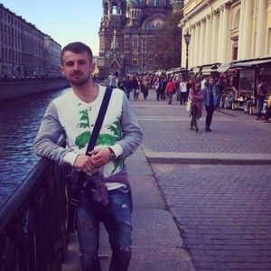 Meet your Posher, Alexander davis